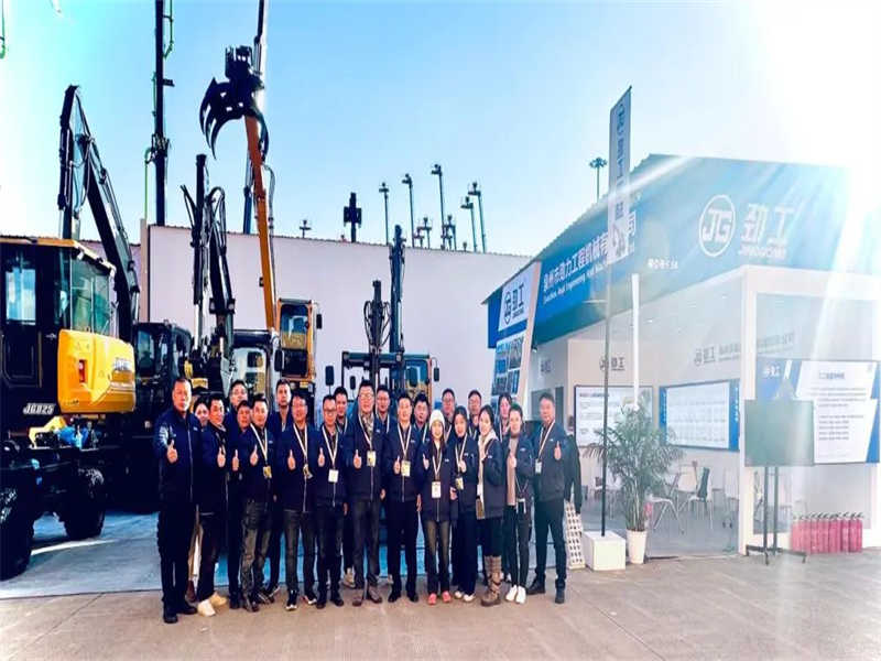 Chamada de cortina de exposição Bauma CHINA 2024, estilo de exposição de máquinas JINGGONG, final perfeito
