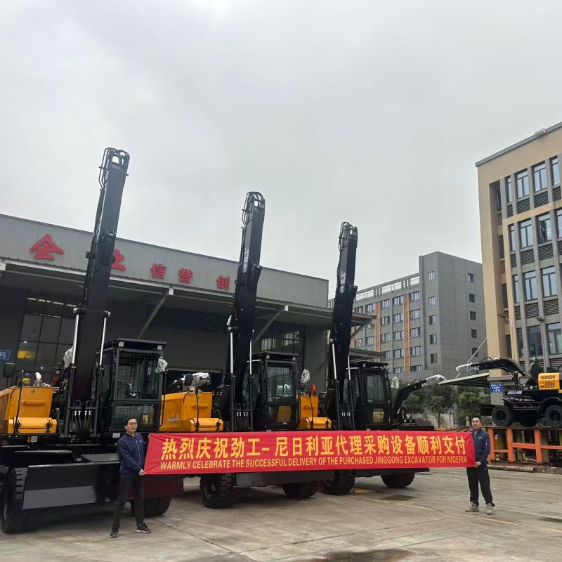 Jinggong Supports Infrastructure Construction in Nigeria, 10 High-Performance Excavators Delivered Successfully